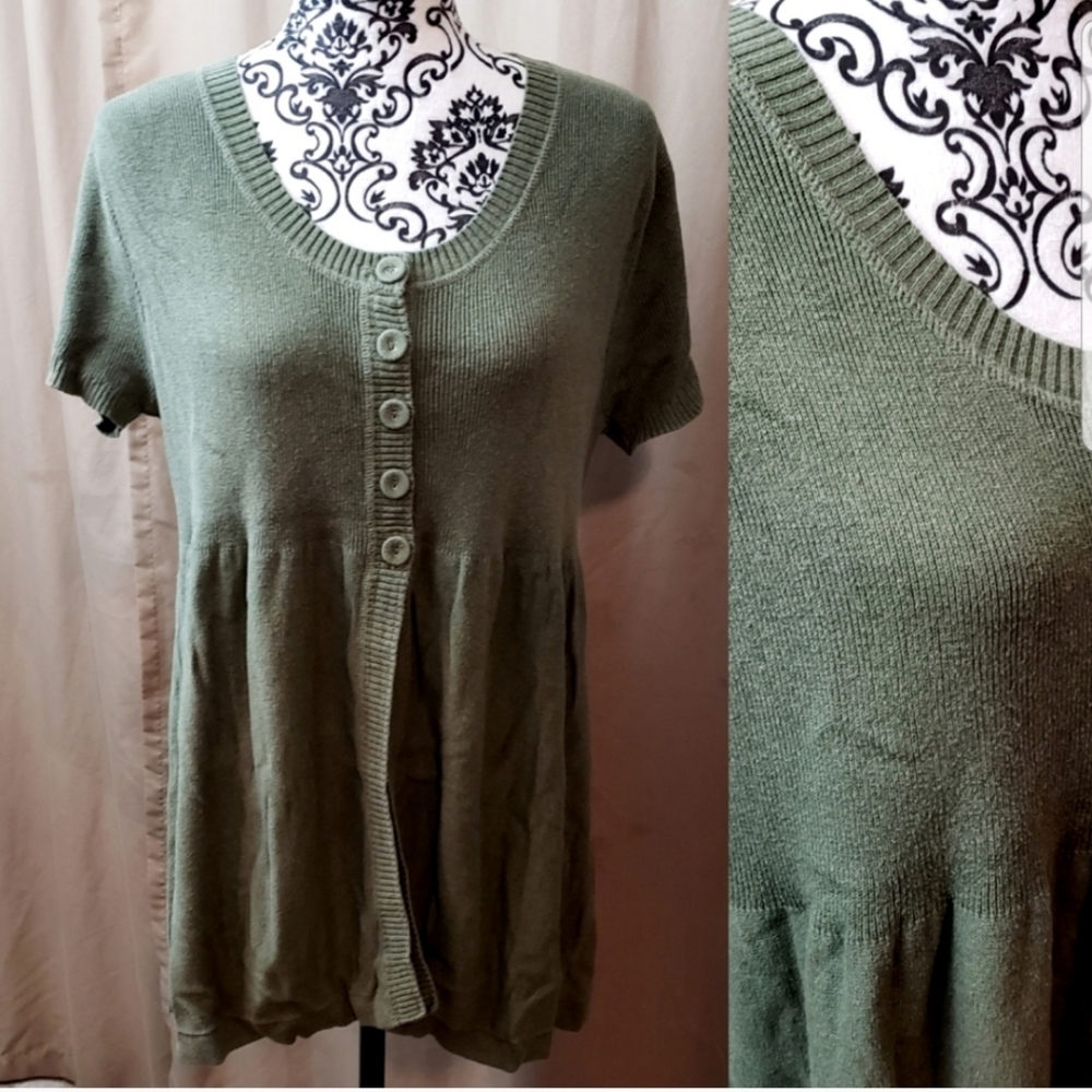 Button down short sleeve sweater